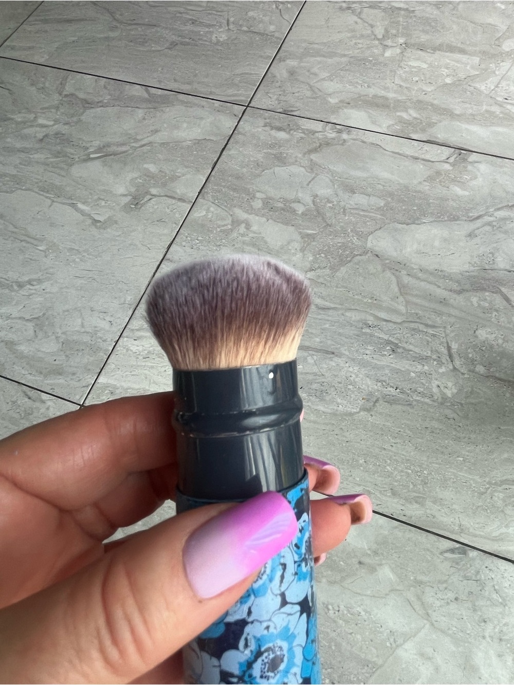 Isaac Mizrahi Navy and blue travel make up brush - Picture 4 of 7